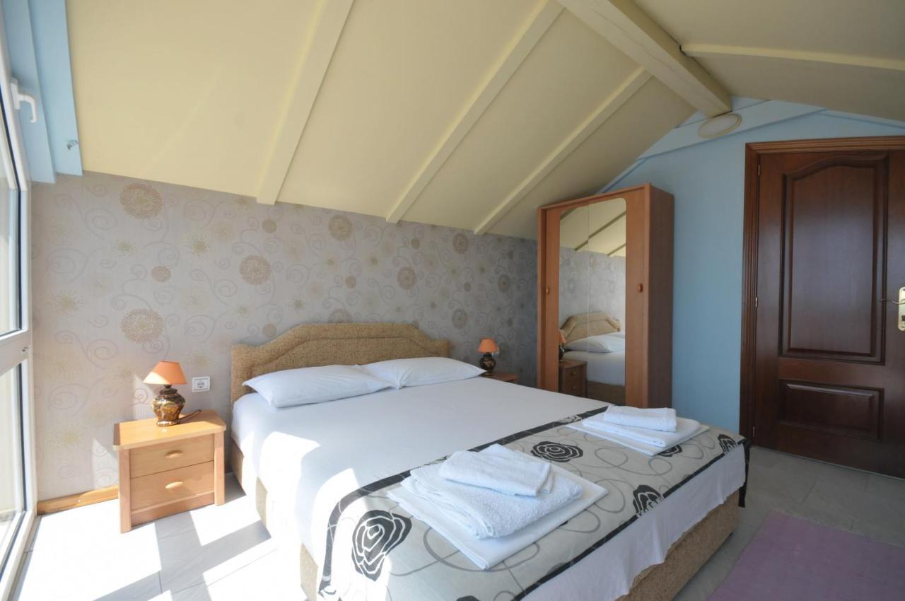 Apartments Balic Свети Стефан Екстериор снимка