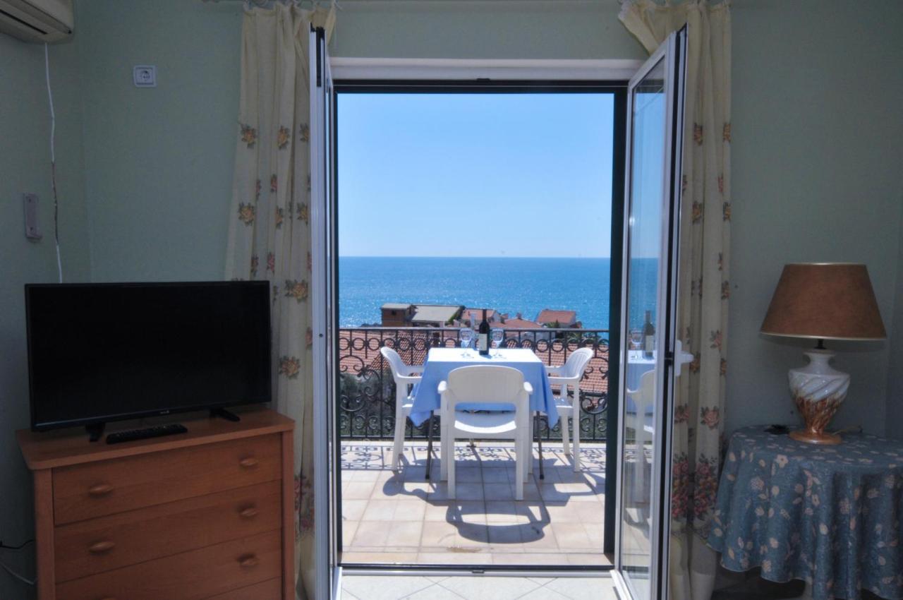 Apartments Balic Свети Стефан Екстериор снимка