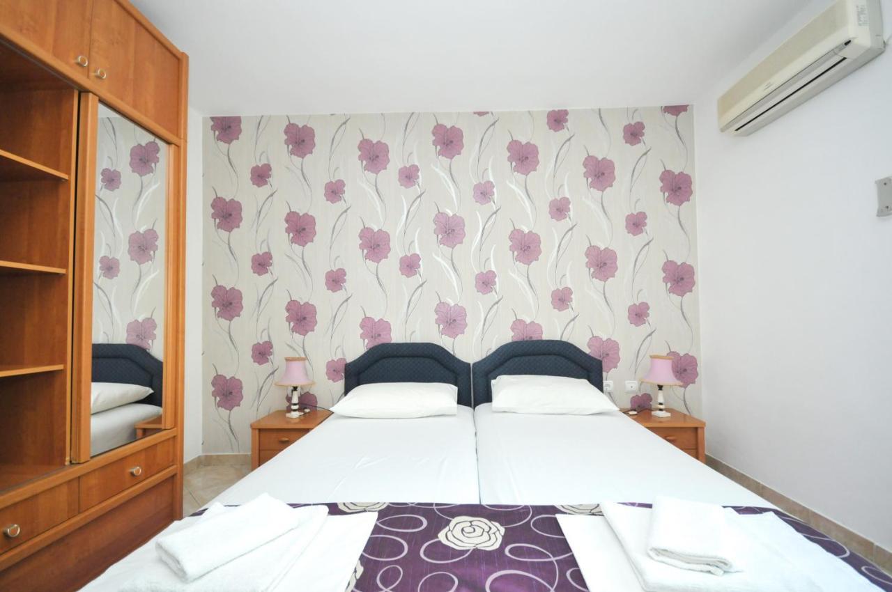 Apartments Balic Свети Стефан Екстериор снимка