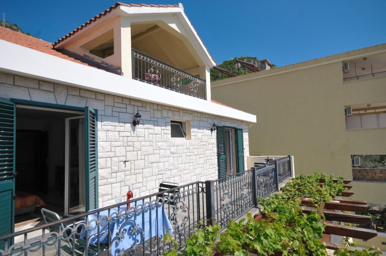Apartments Balic Свети Стефан Екстериор снимка